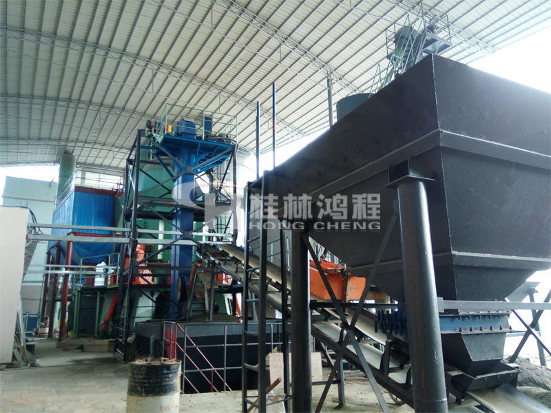 鍛造石墨乳，石墨磨粉機，立式磨粉機，磨粉機價格，立磨，磨粉設備，桂林鴻程