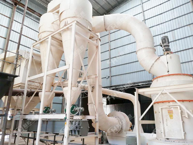 方解石磨粉設(shè)備哪里有？方解石磨粉設(shè)備，方解石磨粉機，HC雷蒙磨粉機，雷蒙磨，擺式磨粉機，磨粉機廠家