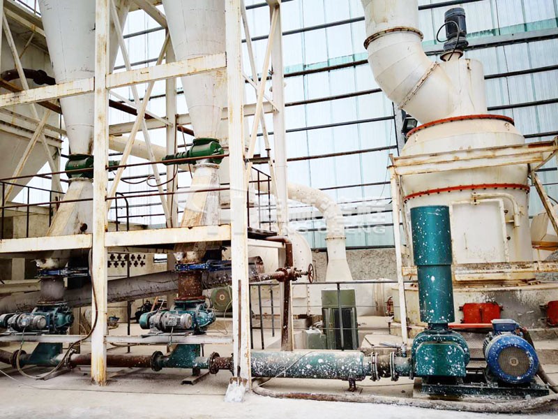 硅藻土磨粉機,100目硅藻土磨粉機,硅藻土生產線,立式磨粉機,磨粉機廠家,磨粉機價格，四川硅藻土生產廠家