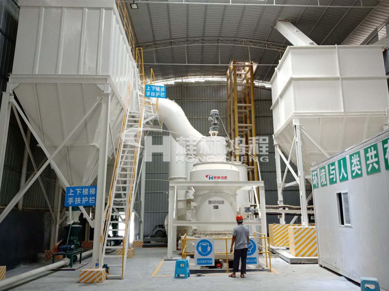 霞石磨粉機 霞石磨粉機,霞石生產廠家,超細霞石粉,立式磨粉機,磨粉機廠家,磨粉機價格