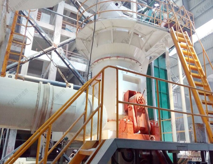 石墨磨粉機 石墨磨粉機,石墨立式磨,石墨磨粉設備,立式磨粉機,磨粉機廠家,磨粉機價格