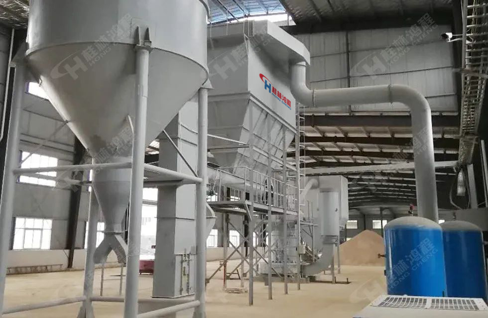 【案例】膨潤土磨粉機拳頭生產(chǎn)線重磅登場,卓越品質(zhì),實力呈現(xiàn)!