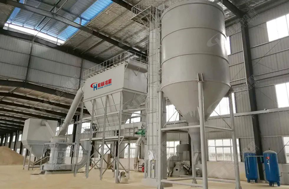 【案例】膨潤土磨粉機拳頭生產(chǎn)線重磅登場,卓越品質(zhì),實力呈現(xiàn)!